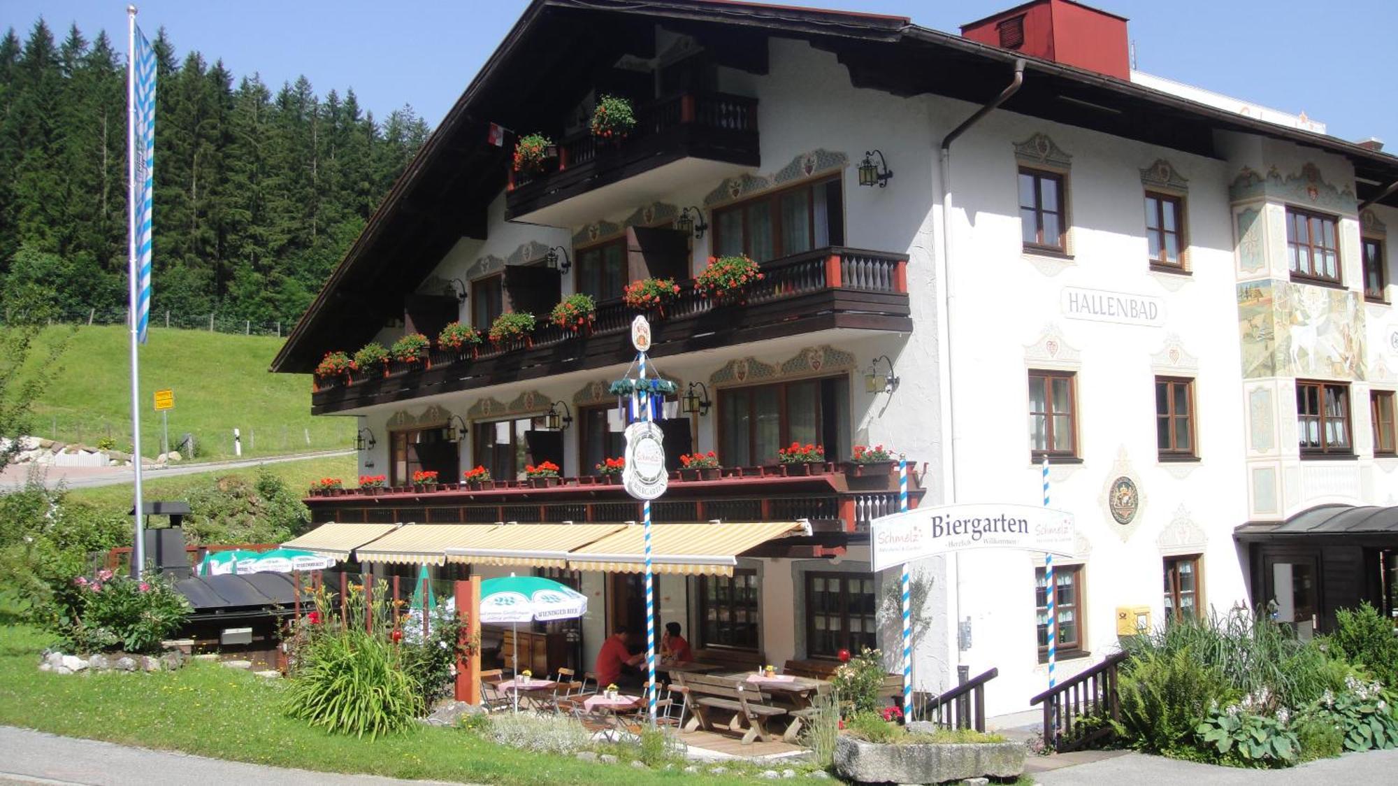 Aktivhotel & Gasthof Schmelz: Alpine Wellness Retreat in Inzell Exterior photo