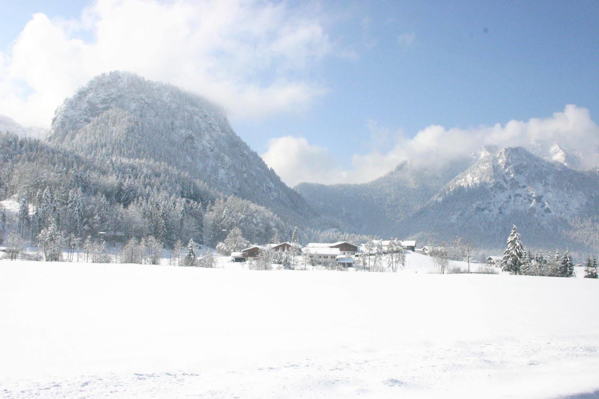 Aktivhotel & Gasthof Schmelz: Alpine Wellness Retreat in Inzell Exterior photo